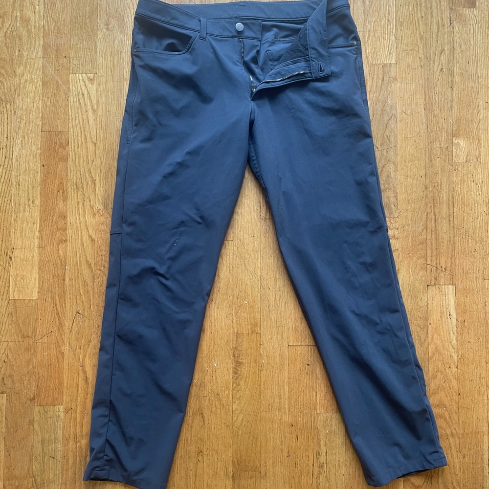 Lululemon ABC Pants (Large)